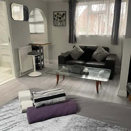 Newly Renovated Studio In Acton Londres Exterior foto